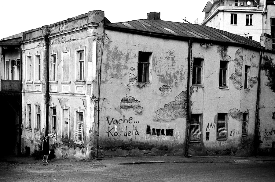 Walking with High Heels in Tbilisi | Georgia